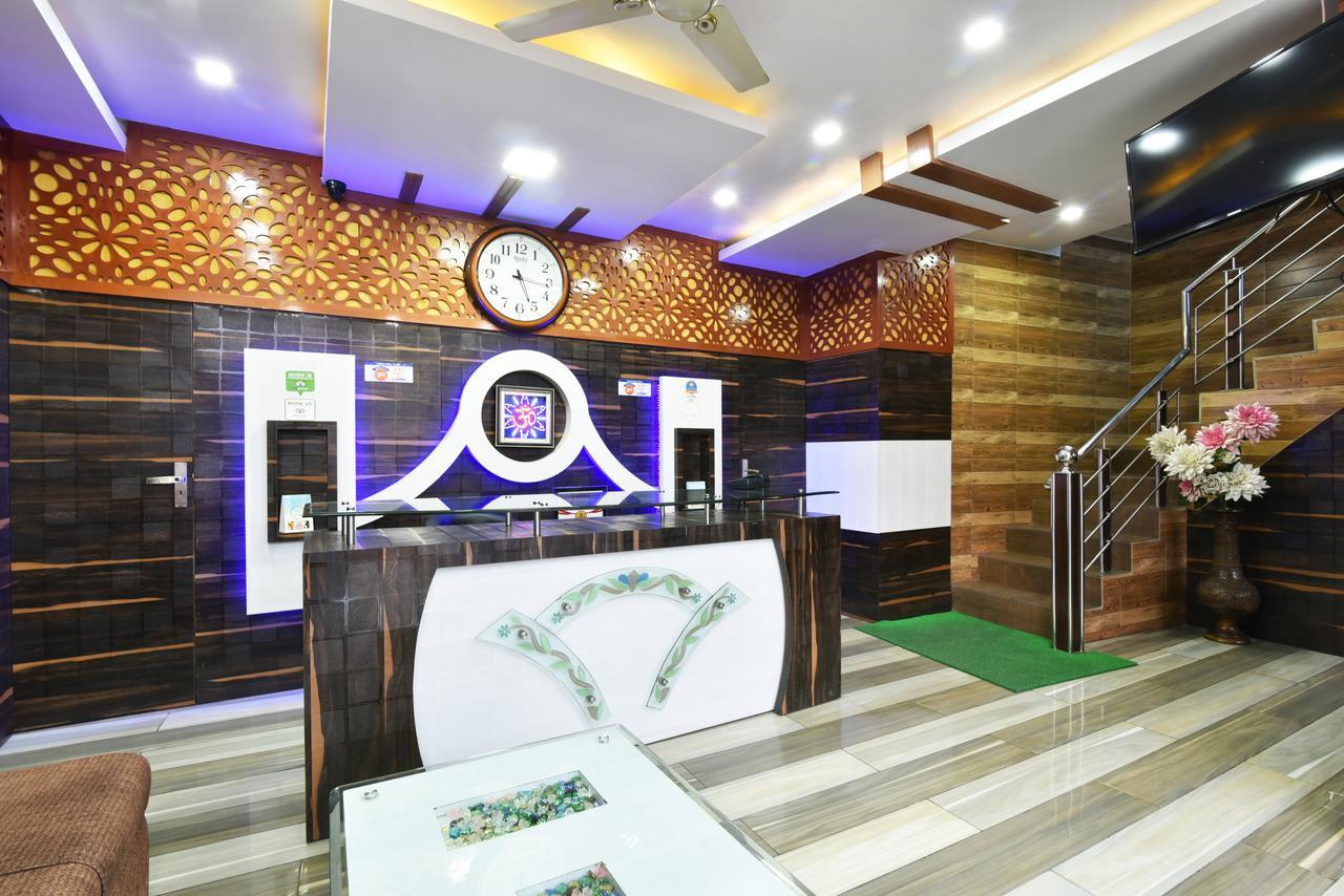 Surbhi Guest House Дхарамсала Екстериор снимка